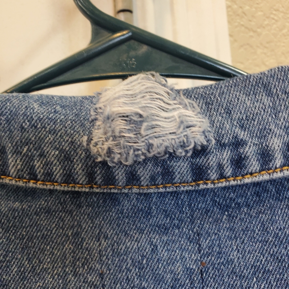 POL Jacket - Picture 5 of 5